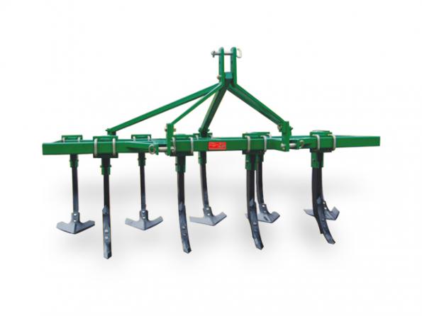 تصویر 4 از گاوآهن دزنوین صنعت با سامانه مهندسی شده و کارکرد میدانی مناسب فرآوری اولیه کشتزار