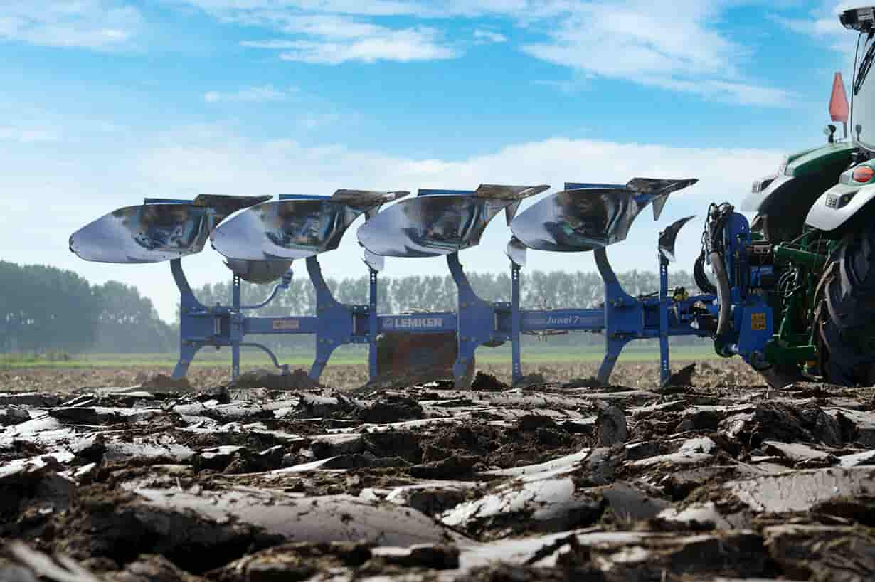 گاوآهن فرگوسن با ساختاری مهندسی‌ شده برای عملکرد پایدار در مدت زمان بیشتر