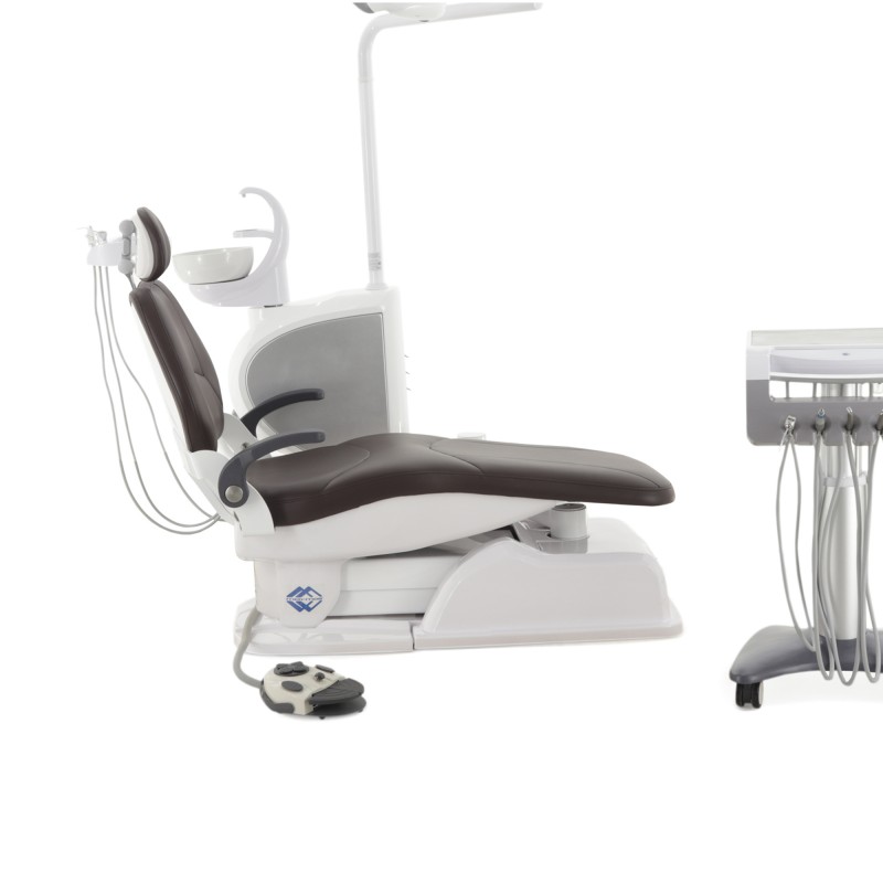 تصویر 1 از صندلی دندانپزشکی با کنترل پایی با عملکرد روان و دقیق