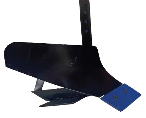 گاو آهن تیلر با سازه سبک و سیستم عملکرد دقیق مناسب خاک‌ های نرم