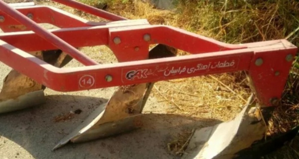 گاو آهن جک مجهز به اهرم‌ های مستقل