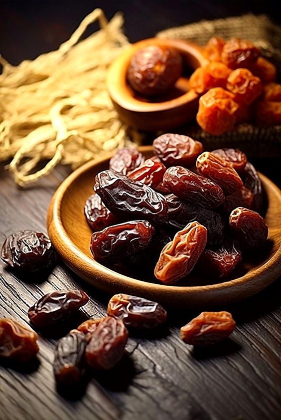 تصویر 2 از خرمای زاهدی طلایی مناسب آجیل مخلوط