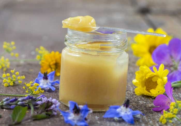 فروش استثنایی عسل ژل رویال اصل کوهی و خالص با طعم بی‌نظیر