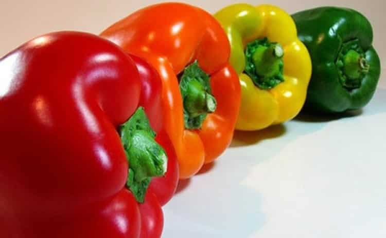 تصویر 4 از فلفل دلمه ای رنگی گلخانه‌ای تازه‌چین با کیفیت تضمینی