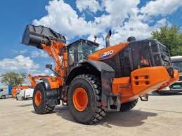 تصویر 3 از لودر هیتاچی 310 تجهیزات پیشرفته برای عملیات خاک‌ برداری