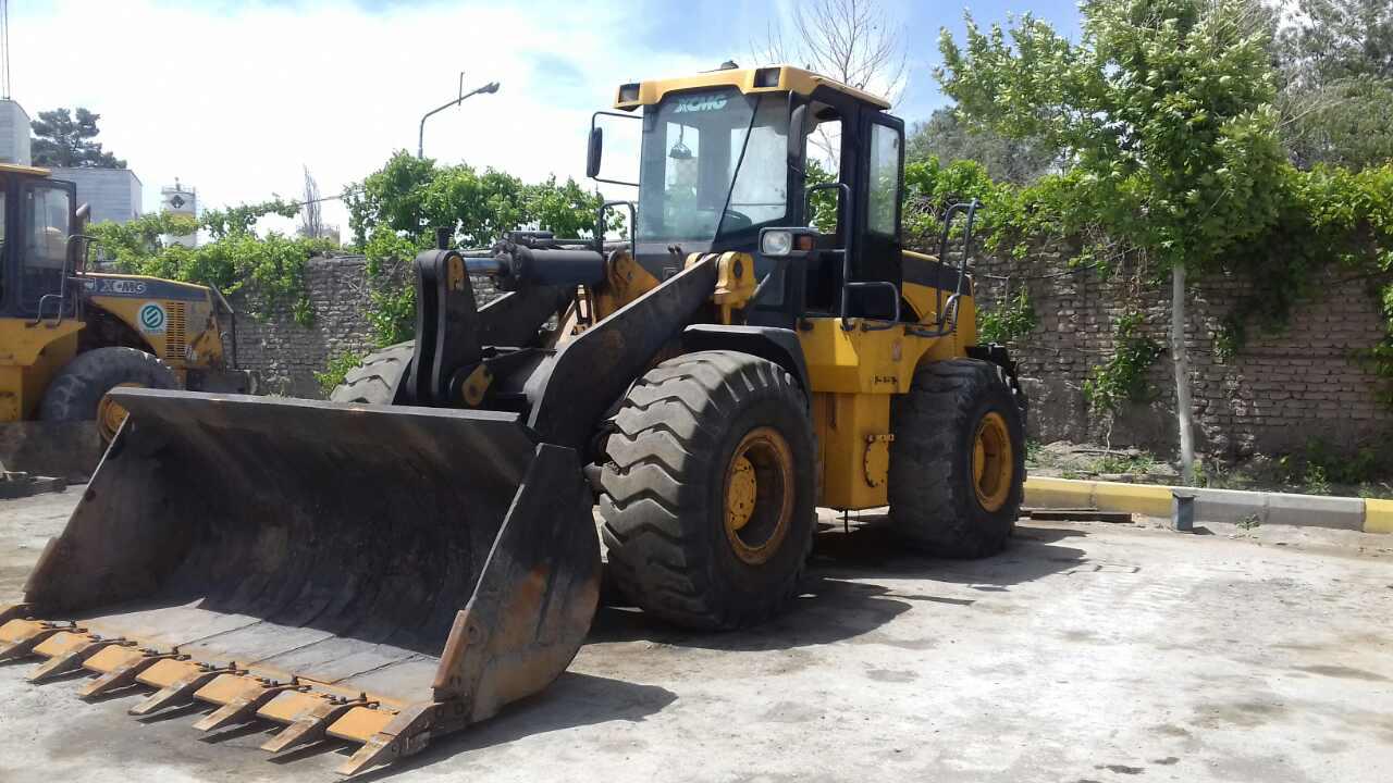 تصویر 3 از لودر ایکس سی ام جی مناسب زمین های سخت و ناهموار