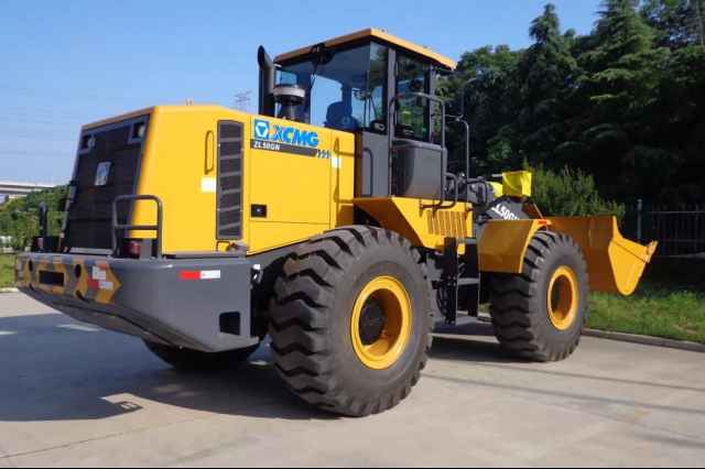 تصویر 3 از لودر ایکس سی ام جی طراحی نوآورانه برای بهره‌ وری بهینه