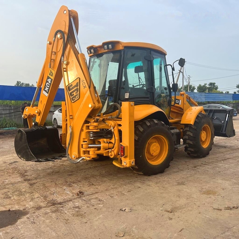 تصویر 3 از لودر بکهو jcb شاسی مقاوم با کنترل راحت برای کاربر