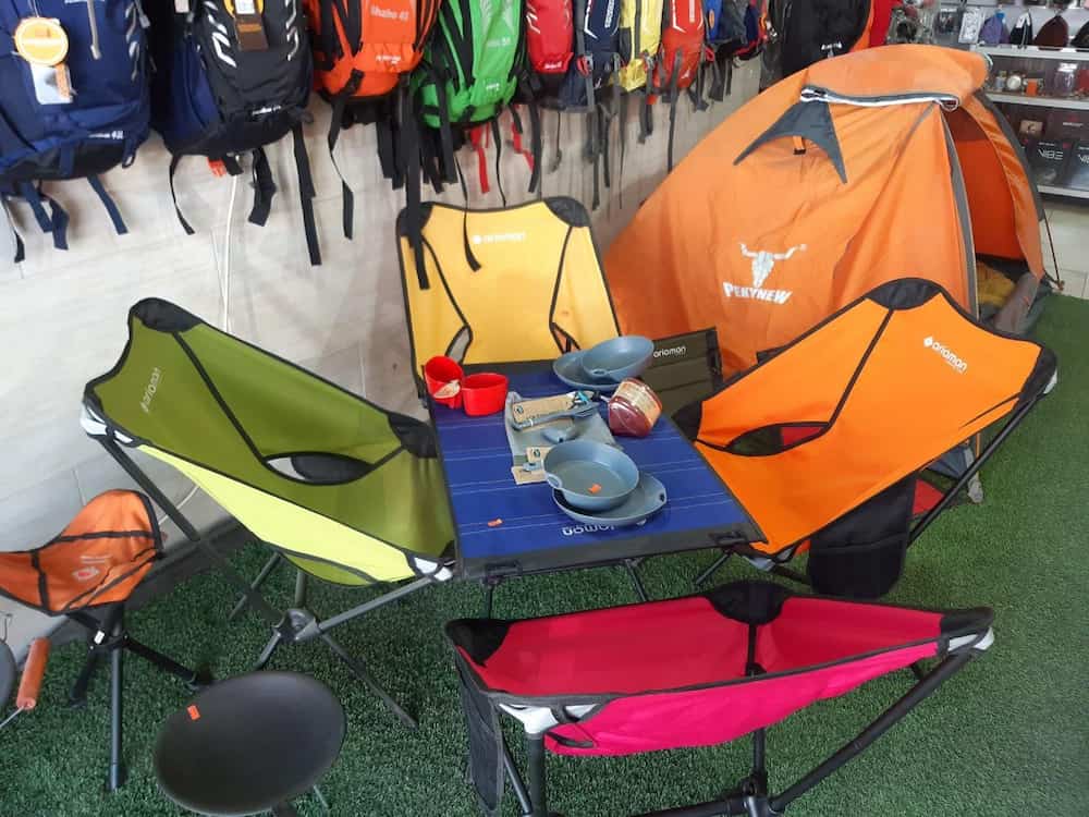 تصویر 1 از صندلی مسافرتی شاهین شهر با پایه های مقاوم مناسب تمام نواحی