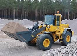 لودر یزد ظرفیت عملیاتی مناسب برای پروژه‌ های کوچک و متوسط