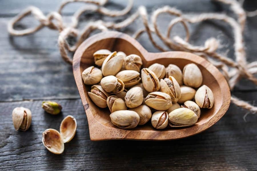 تصویر 2 از پسته فندقی مخصوص آجیل‌ مهمانی تنوع بالا