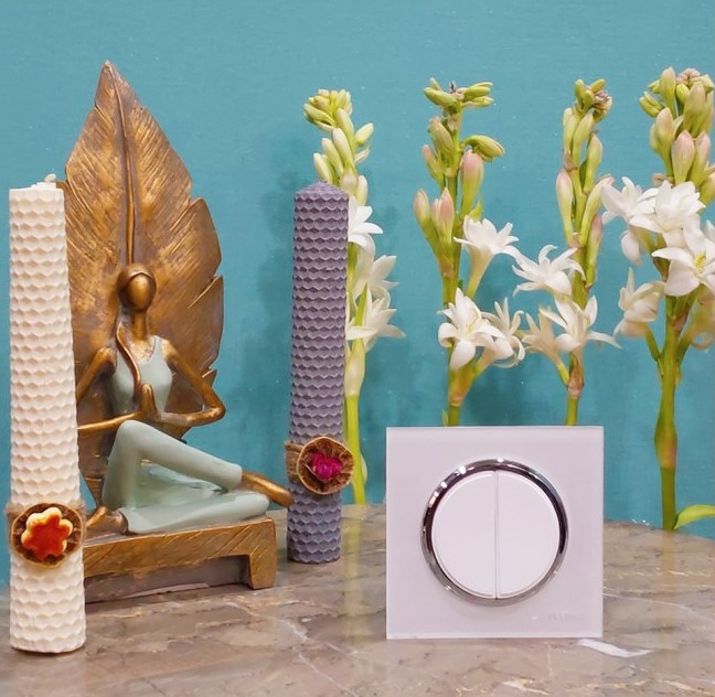 تصویر 1 از کلید و پریز ویرا مدل آلفا با کیفیت بالا و عمر طولانی