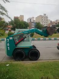 تصویر 3 از لودر کوچک شهری عملکرد پایدار در عملیات محلی