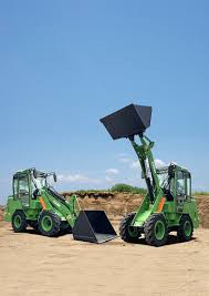 تصویر 2 از لودر مینی jcb ساختار مقاوم و قابل اعتماد برای استفاده طولانی مدت