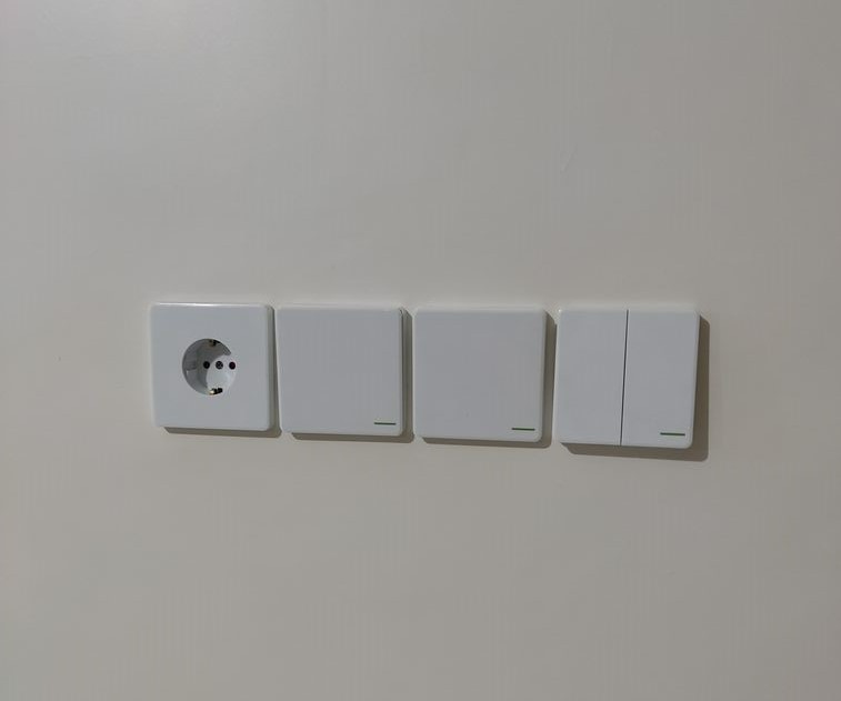 تصویر 4 از انواع کلید و پریز خیام با مدل های متنوع