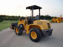 تصویر 1 از لودر tcm 820 ساختار مستحکم و نگهداری آسان