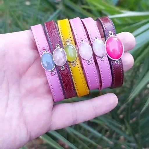 تصویر 2 از دستبند چرم سنگ دار مناسب انرژي درماني روزانه