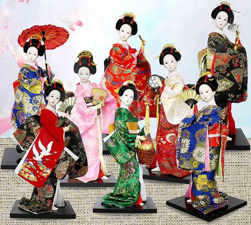 تصویر 4 از عروسک ژاپنی ترسناک مینیاتوری با جزئیات دقیق