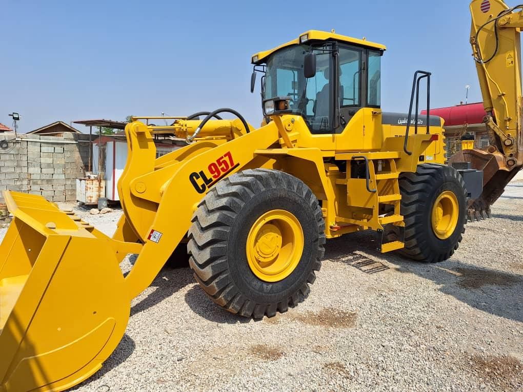 لودر گیر بکس برقی مناسب جا به‌ جایی مواد با مصرف انرژی کم