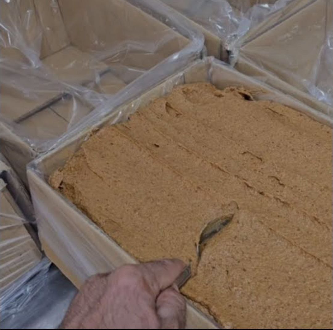 خمیر خرما صادراتی درجه یک قیمت مناسب