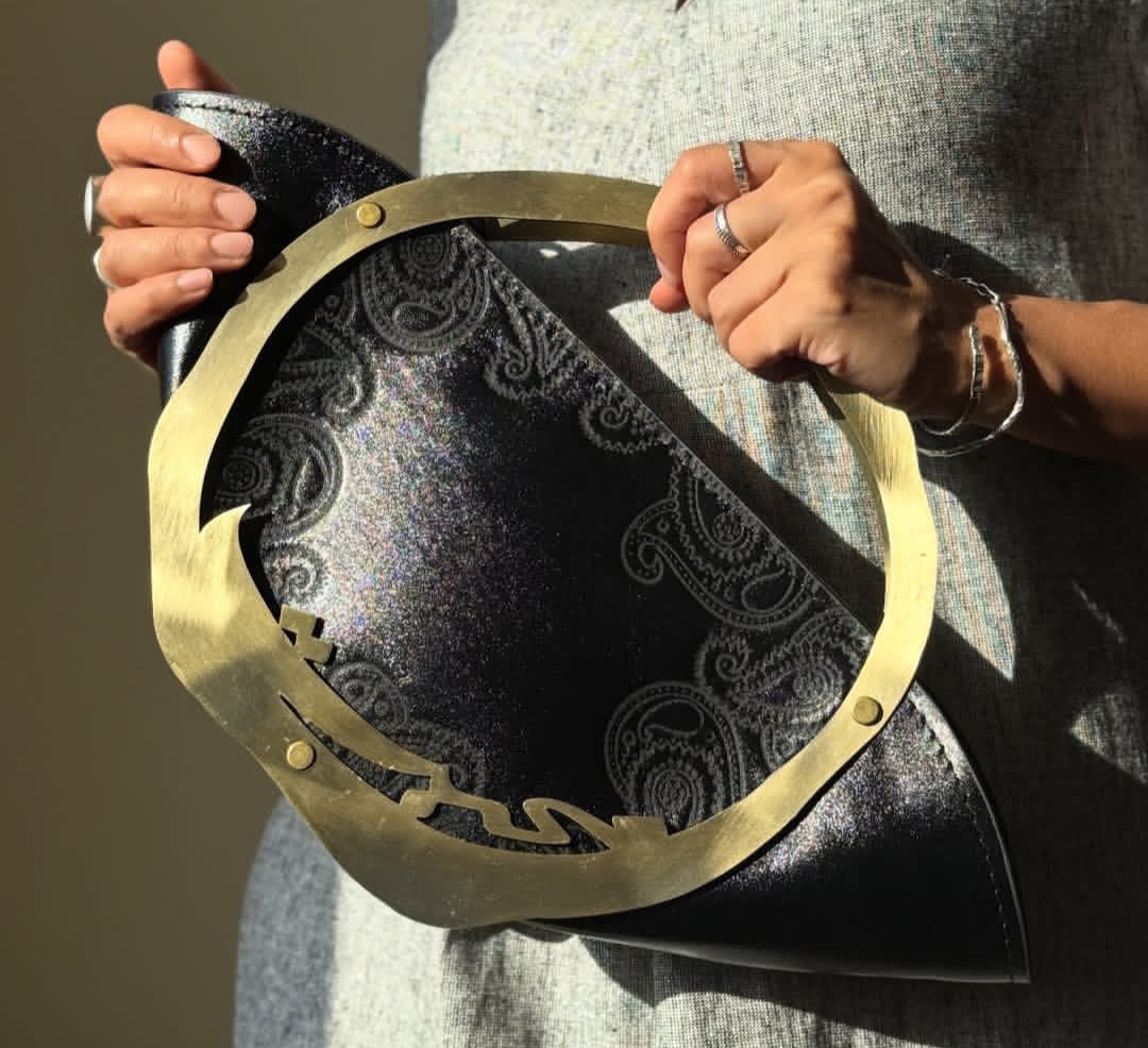 کیف دستی زنانه چرم گاوی مجلسی (محبت) در فروش ویژه