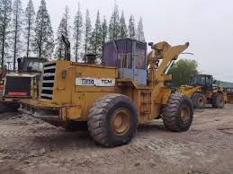 تصویر 4 از لودر تی سی ام 820 بدنه مقاوم با عملکرد پایدار در محیط‌ های سخت