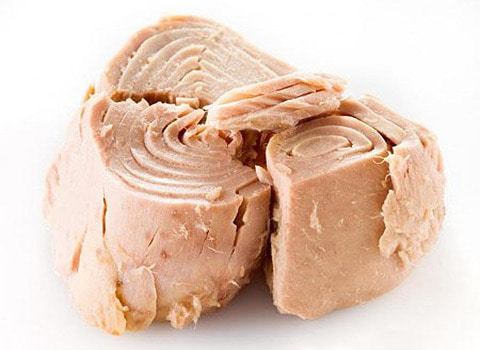 تصویر 1 از کنسرو تن ماهی تاج بانو تازه و باکیفیت