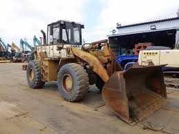 تصویر 4 از لودر tcm 850 طراحی مناسب برای کار در زمین‌ های دشوار