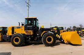 تصویر 1 از لودر چینی zl50 بدنه مقاوم برای کار طولانی‌ مدت