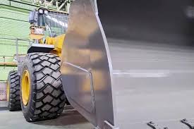 تصویر 2 از لودر هپکو 140 مناسب جا به‌ جایی مواد سنگین در صنعت