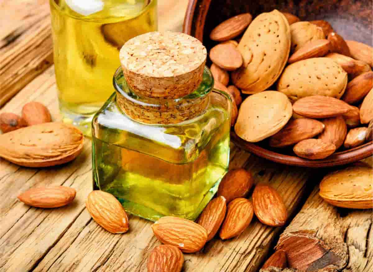 روغن بادام درختی شیرین و با کیفیت اعلا