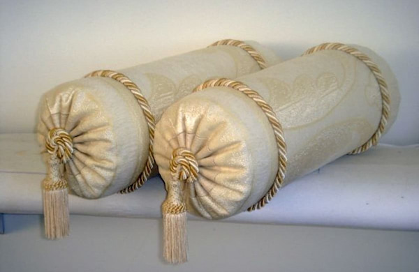 تصویر 1 از بالشت لوله ای عروس با الیاف طبیعی و دوخت مقاوم