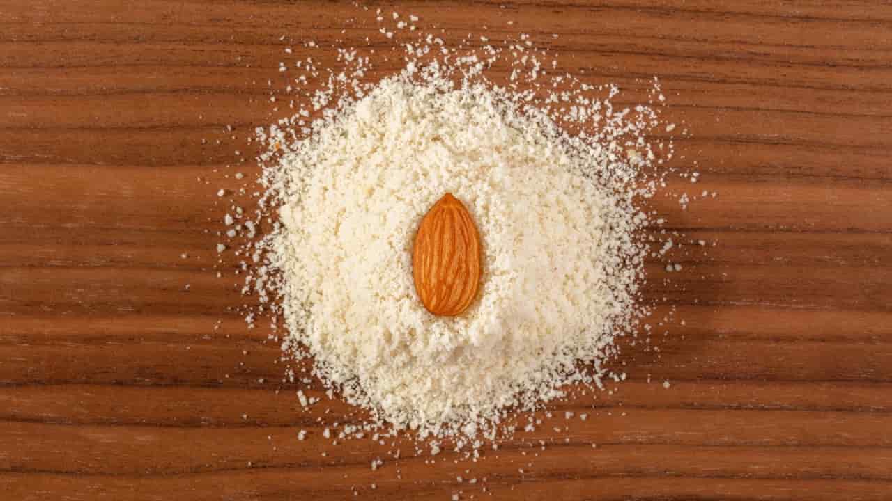 تصویر 2 از پودر بادام درختی ارگانیک با طعم طبیعی