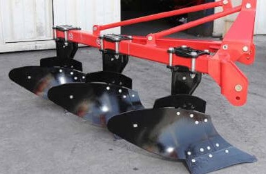 تصویر 1 از گاوآهن رابی مناسب زمین‌ های متراکم و آماده‌ سازی سریع مزرعه