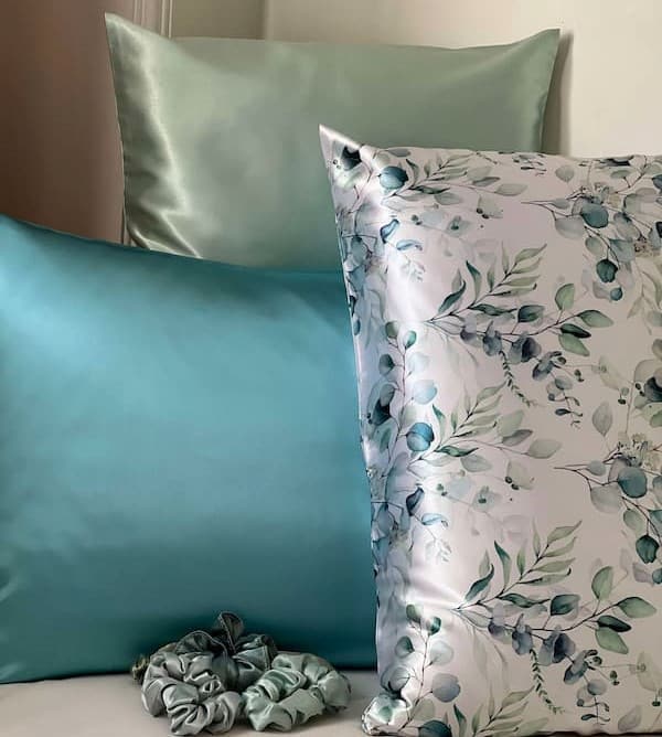 تصویر 3 از بالشت ساتن با طراحی مدرن و زیبا برای پذیرایی