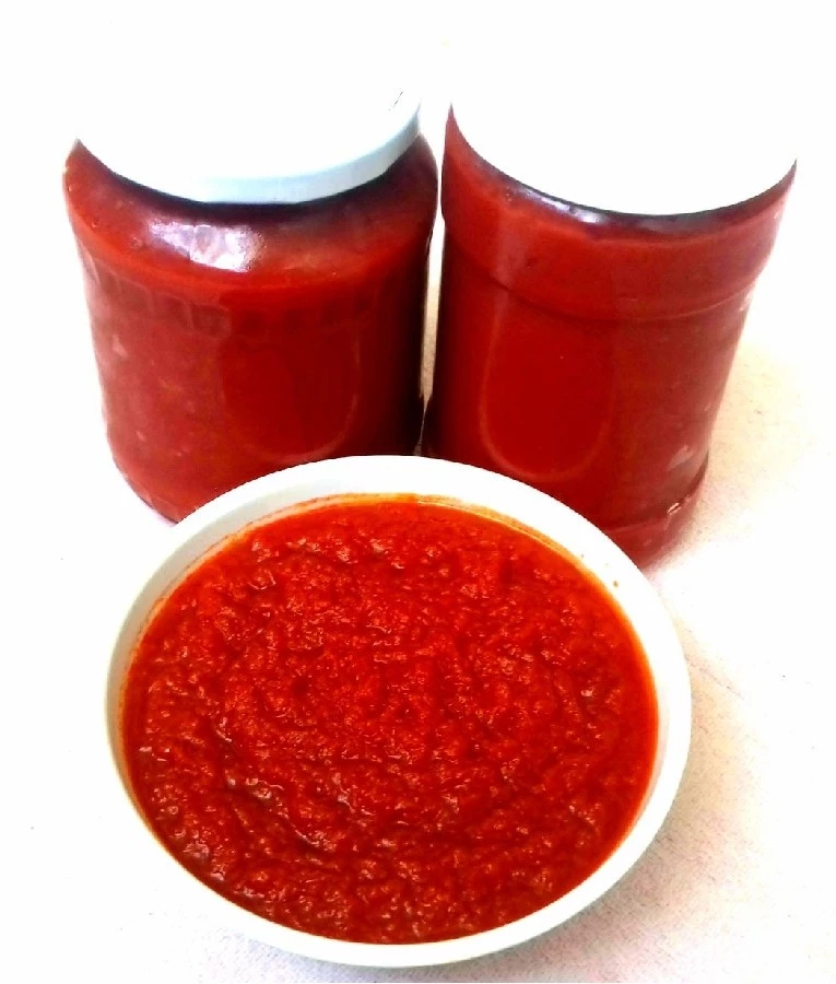 رب گوجه فرنگی فامیلا همراهی خوش‌رنگ سفره‌های خانوادگی