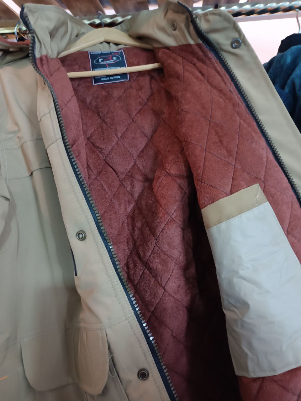 تصویر 4 از خرید کاپشن زمستانی پایا با قیمت عمده