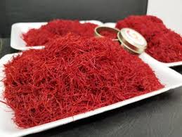 تصویر 3 از زعفران عمده رشته ای با کیفیت ثابت و عطر ماندگار