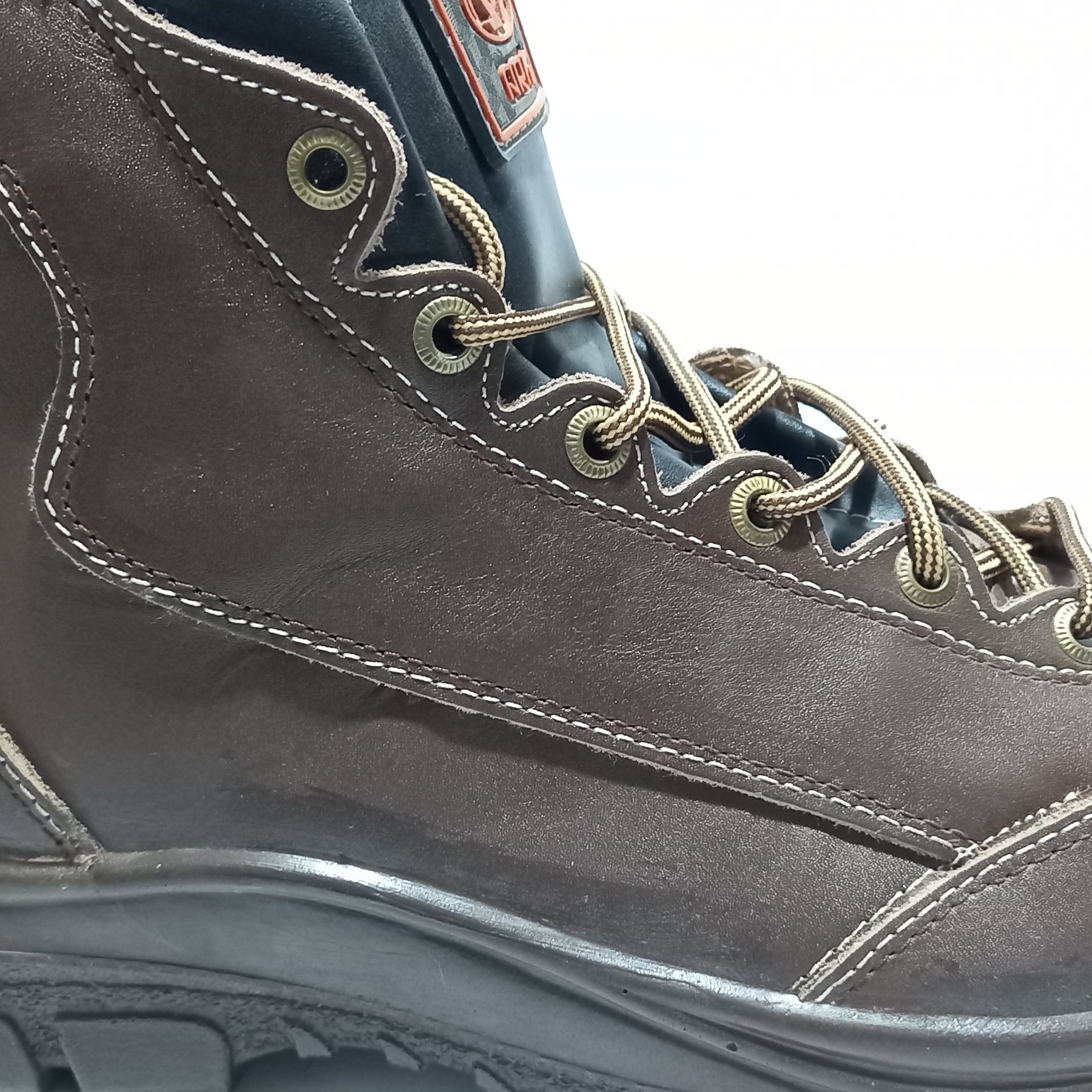 تصویر 4 از کفش ایمنی ارک مدل لونا ساق بلند کامپوزیت با کیفیت بالا