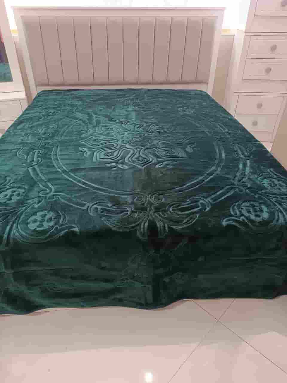 تصویر 1 از قیمت پتو نرمین طلایی + فروش عمده و ارزان