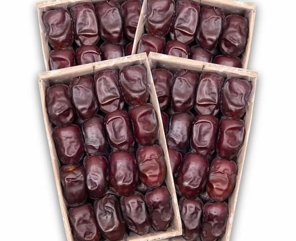 تصویر 4 از خرما پیارم عمده درجه یک با بسته‌ بندی‌ های متنوع