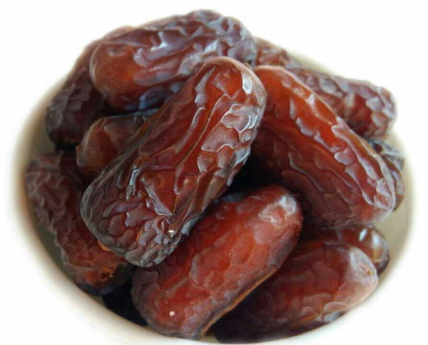 خرما پیارم عسلی تازه و نرم مناسب هدیه و پذیرایی رسمی