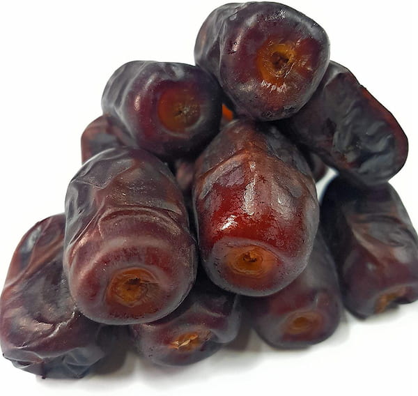 خرما پیارم فله مناسب برای ورزشکاران به عنوان میان وعده پر انرژی