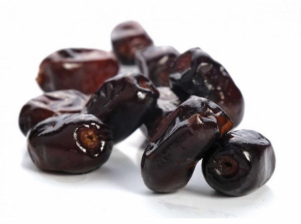 تصویر 3 از خرما پیارم قم ممتاز با بسته بندی شیک و بهداشتی