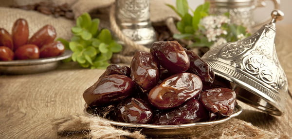 تصویر 2 از خرما پیارم تازه کیلویی و عمده برای فروشگاه و رستوران