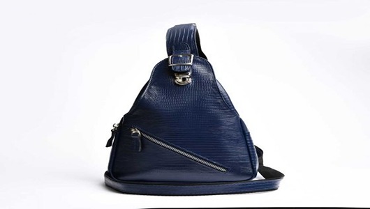 تصویر 1 از کیف چرم سرمه ای بزرگ با فضای جادار