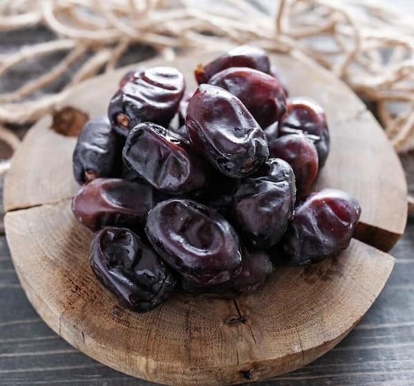 تصویر 2 از خرما پیارم اعلاء مناسب مصرف روزانه و پذیرایی های خاص