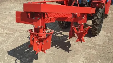 گاو آهن کلوخ شکن با تیغه های فولادی و عریض مناسب نفوذ عمیق