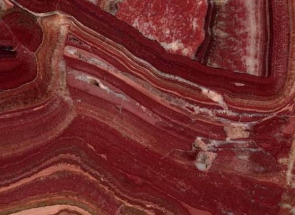 تصویر 3 از سنگ مرمریت جگری با بافت یک دست و مقاوم در برابر ضربه