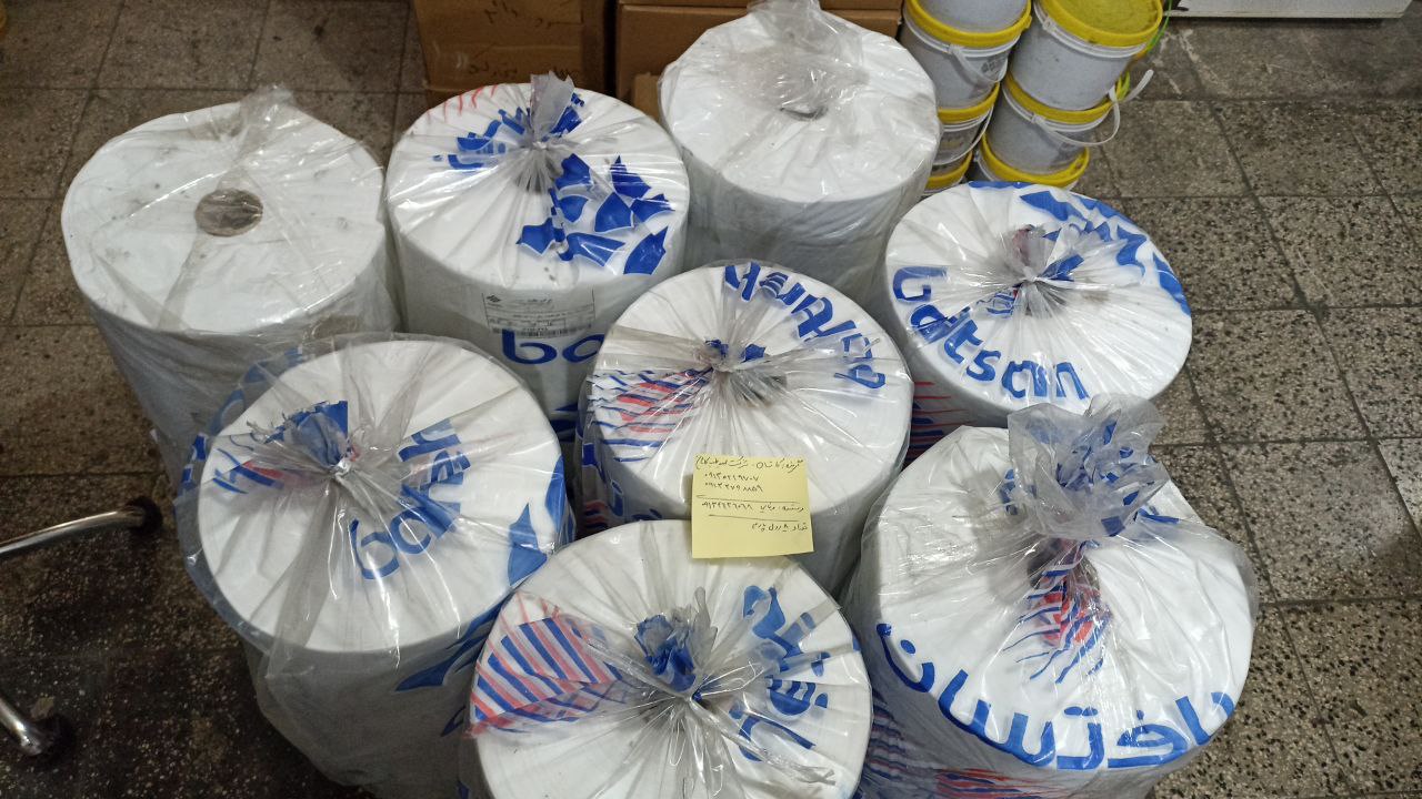 خرید و فروش پارچه اسپان ۹۰ گرم سوزنی سفید و مشکی